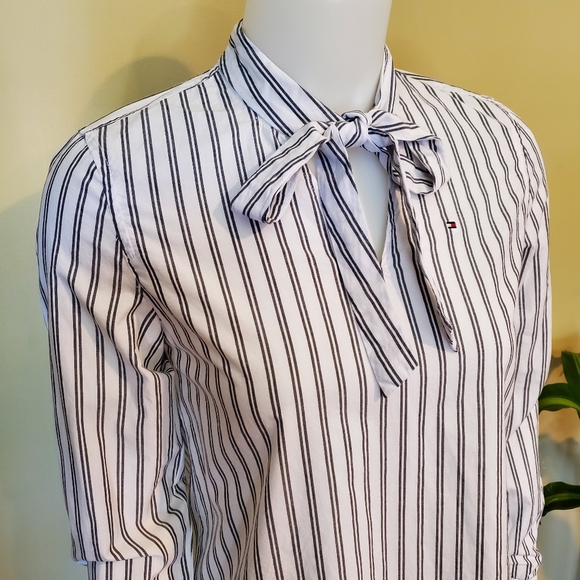 Tommy Hillfiger shirt - Picture 3 of 6